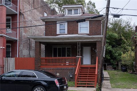 Photo of 1536 Hunter St, Pittsburgh, PA 15221 (MLS # 1726260)