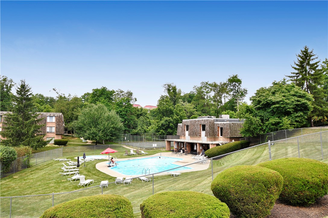 331 Forest Green Dr