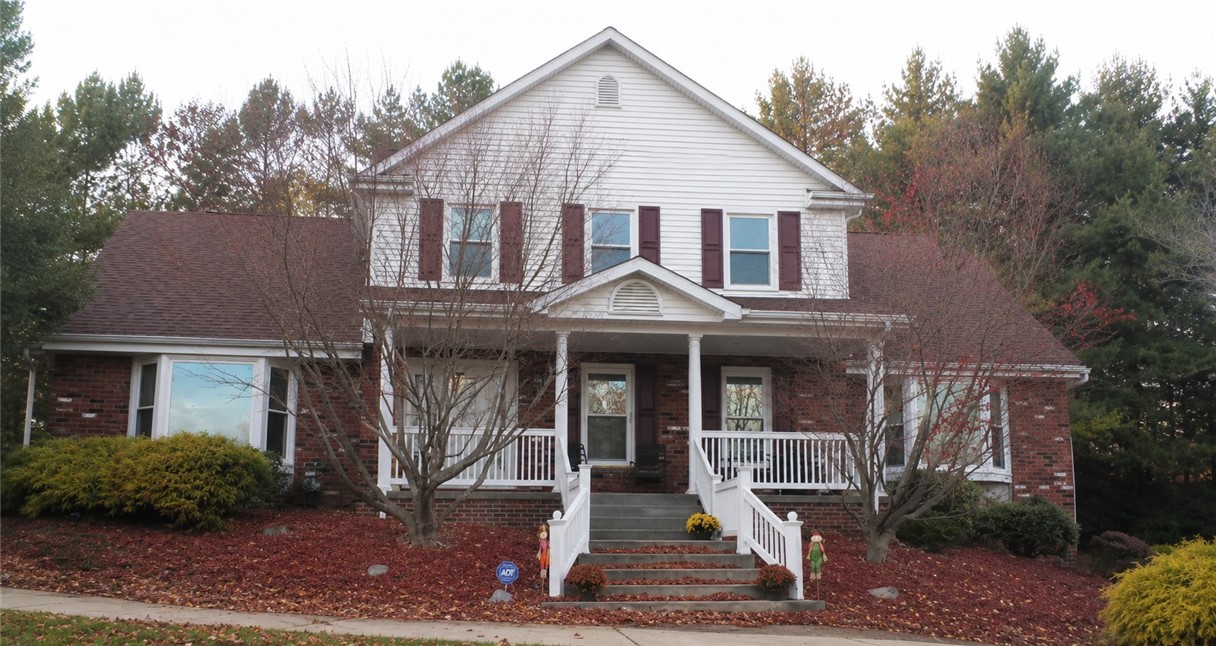 Photo 1 of 44 — 2358 Golfview Dr, Upper St Clair, PA 15241