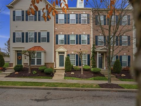 Photo of 220 Hounslow Rd, Cranberry Twp, PA 16066 (MLS # 1731779)