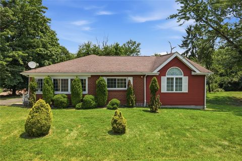 Homes For Sale - 211 East Ave Ave<br/> West Mifflin, PA 15122