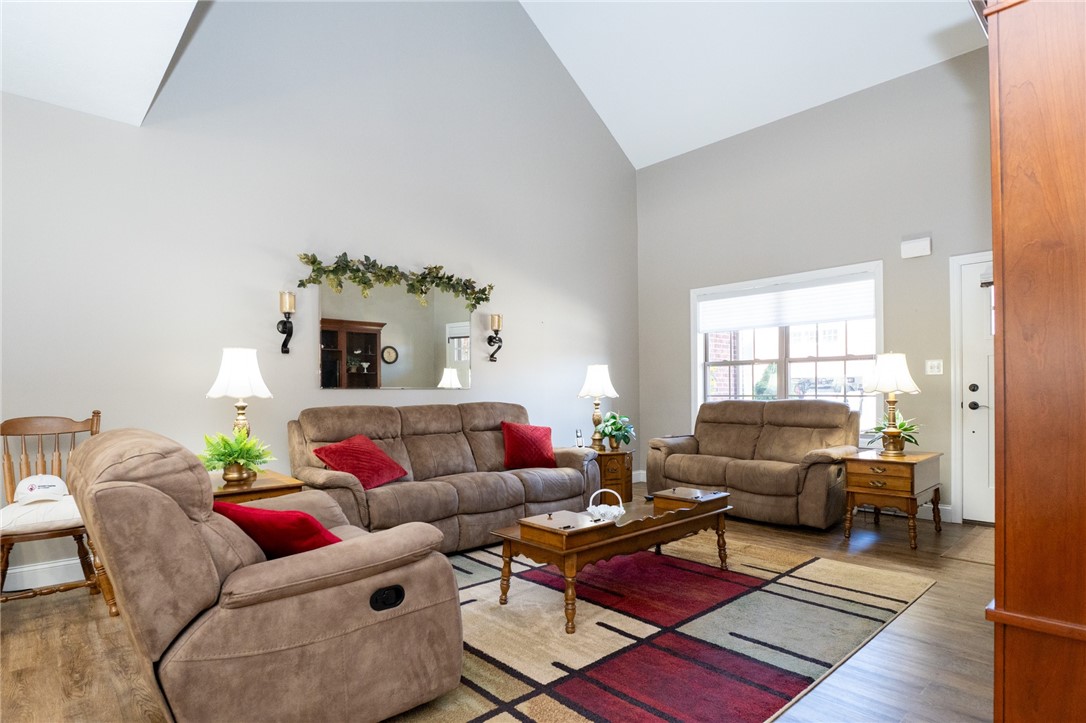 303 Chambers Dr Dr, Canton, Pennsylvania image 3