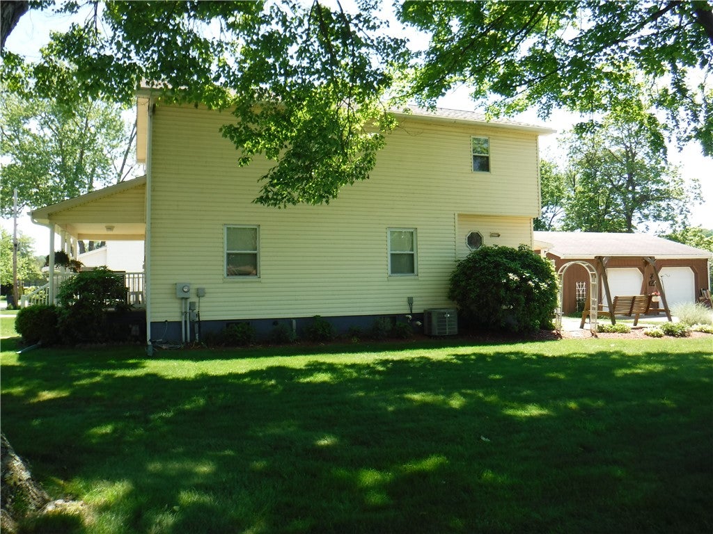 229 Spruce St