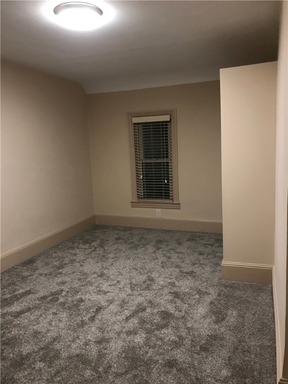 Coraopolis, Pennsylvania 15108, United States, 2 Bedrooms Bedrooms, ,1 BathroomBathrooms,Residential,Active,163803