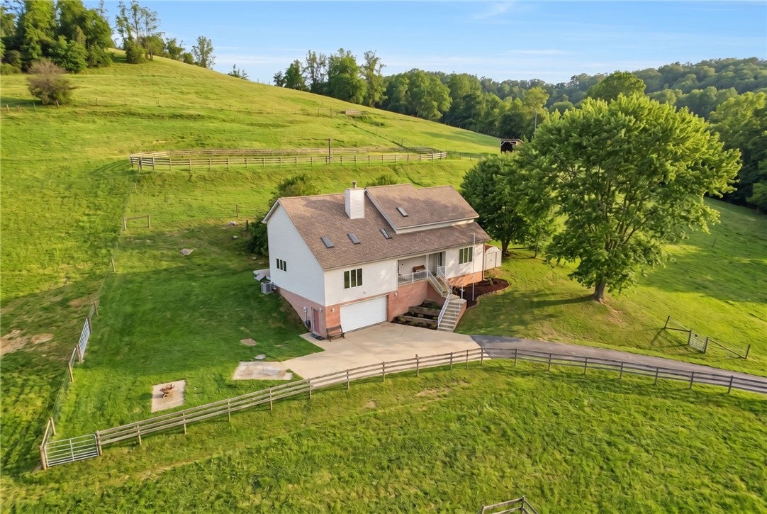 327 Sugar Run Rd
