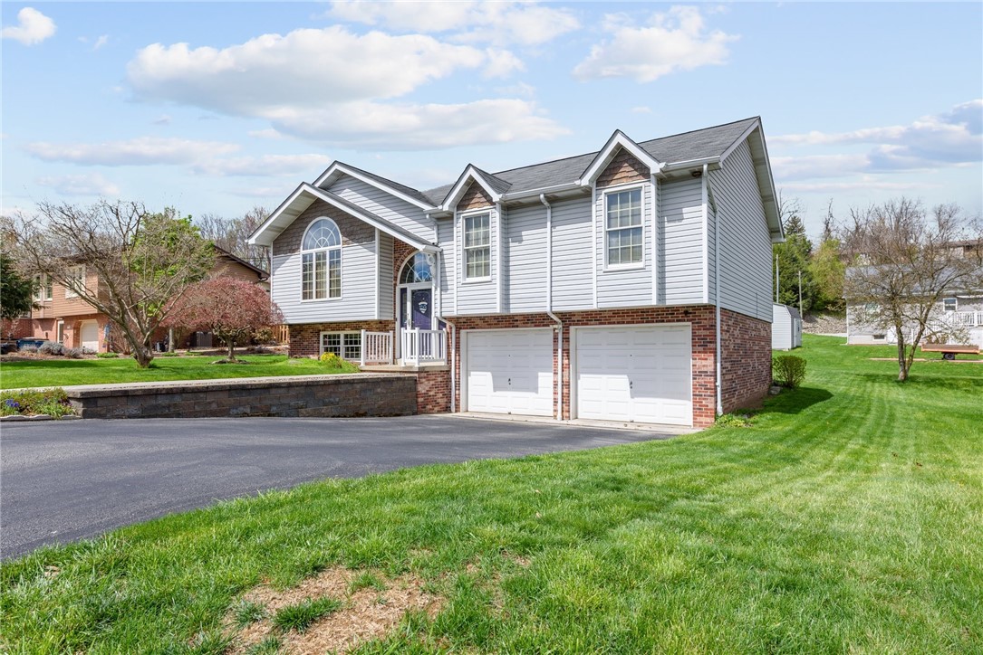 709 S 8th St St, Youngwood, Pennsylvania image 2