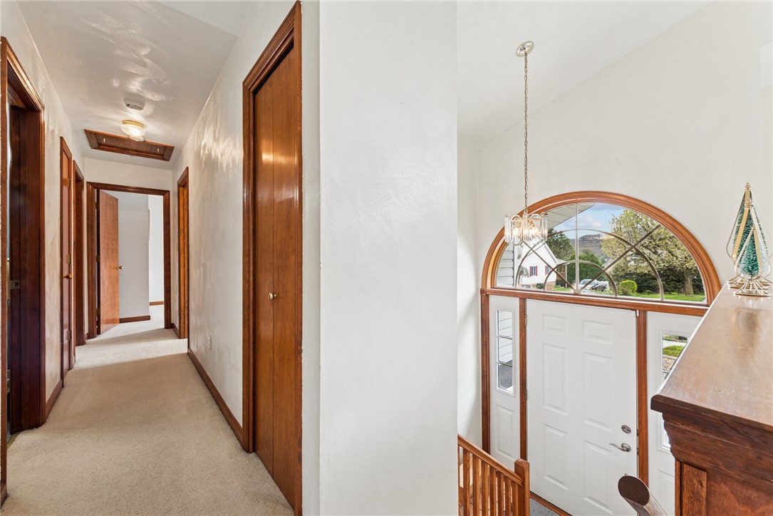 709 S 8th St St, Youngwood, Pennsylvania image 4