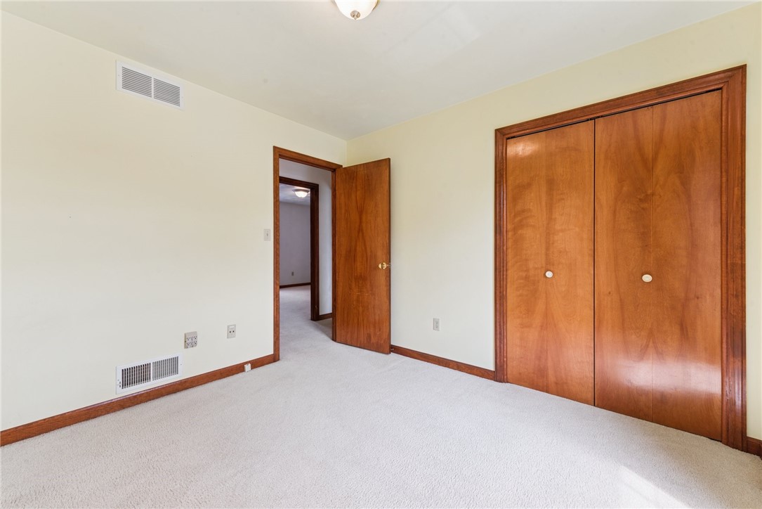 709 S 8th St St, Youngwood, Pennsylvania image 21