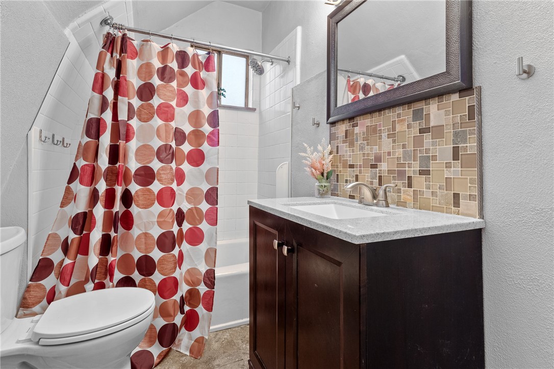 Beechview, Pennsylvania 15216, United States, 2 Bedrooms Bedrooms, ,2 BathroomsBathrooms,Residential,Active,24472