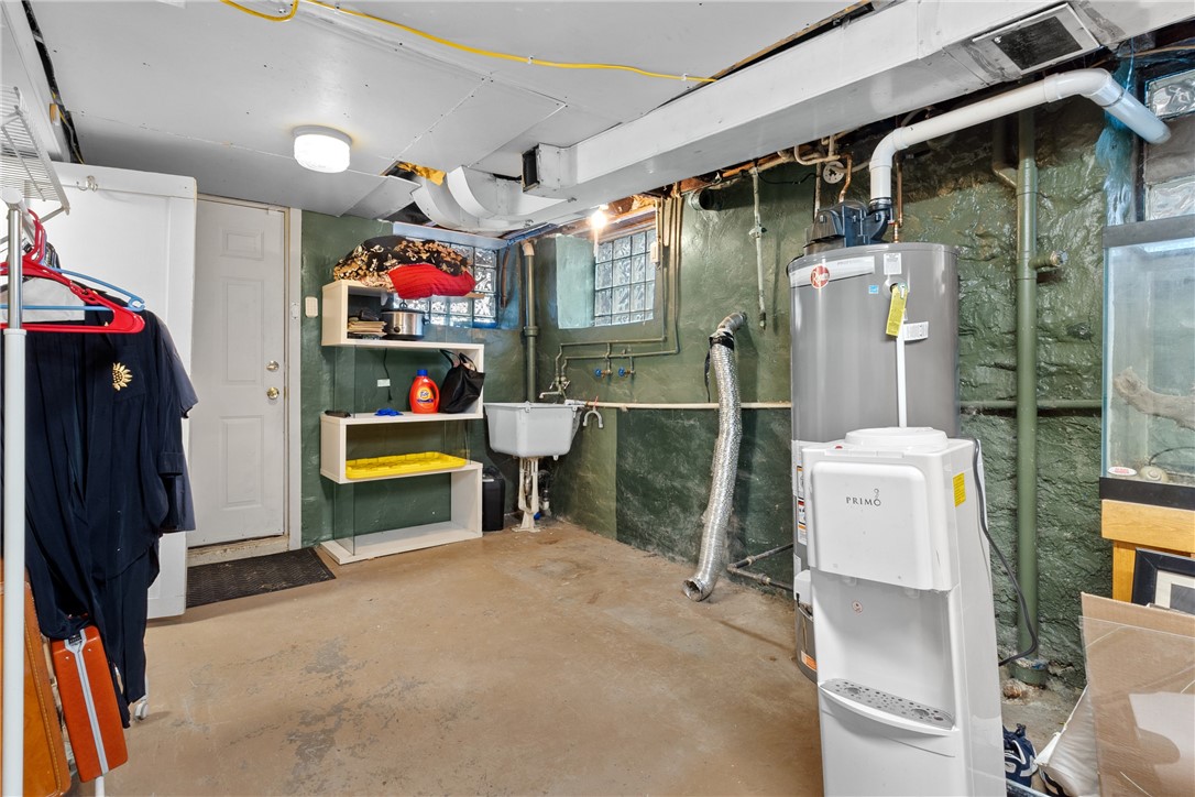 Beechview, Pennsylvania 15216, United States, 2 Bedrooms Bedrooms, ,2 BathroomsBathrooms,Residential,Active,24472