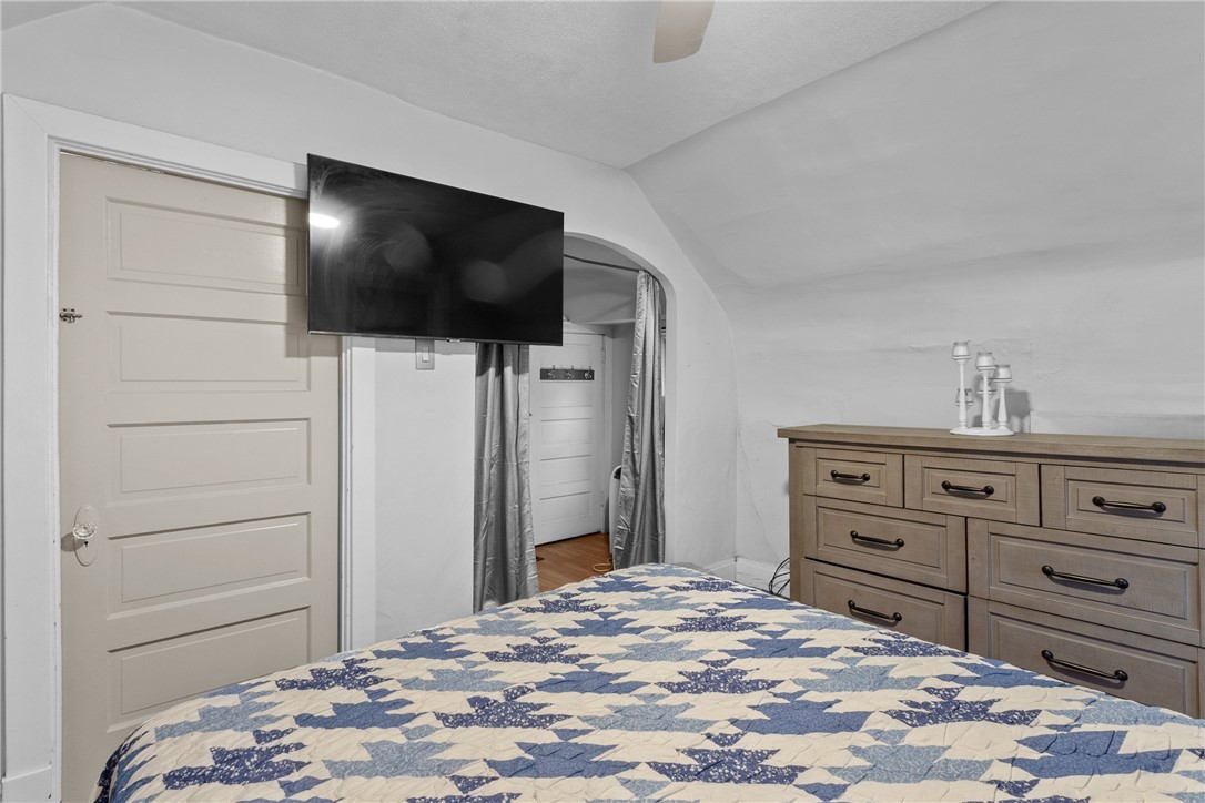 Beechview, Pennsylvania 15216, United States, 2 Bedrooms Bedrooms, ,2 BathroomsBathrooms,Residential,Active,24472