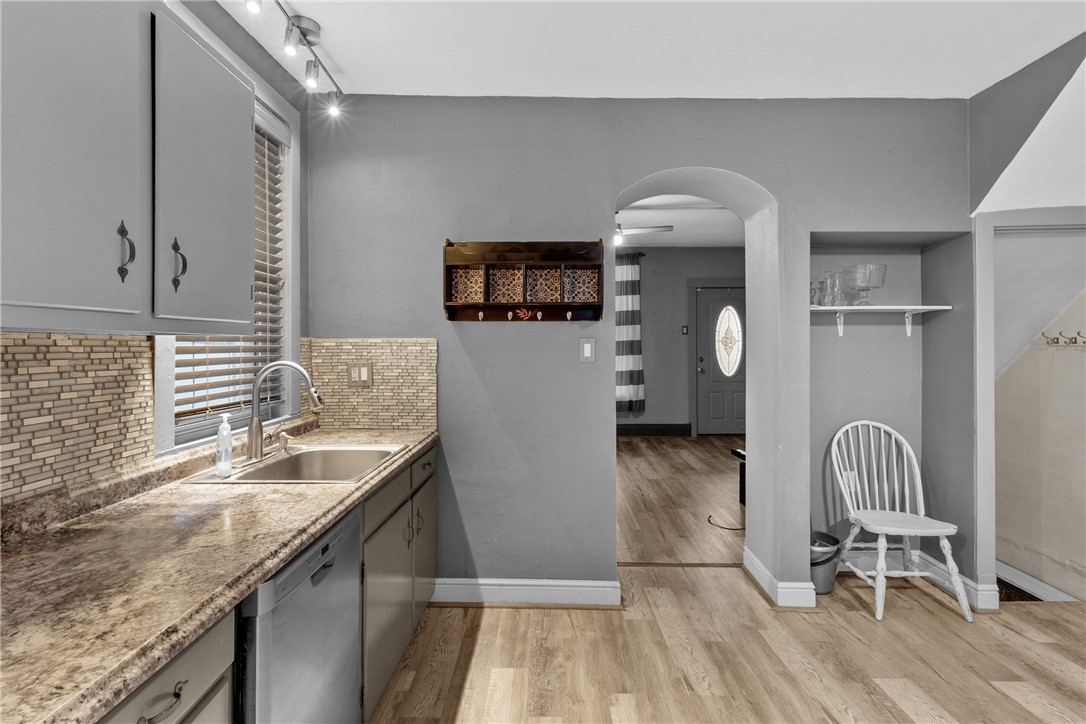 Beechview, Pennsylvania 15216, United States, 2 Bedrooms Bedrooms, ,2 BathroomsBathrooms,Residential,Active,24472