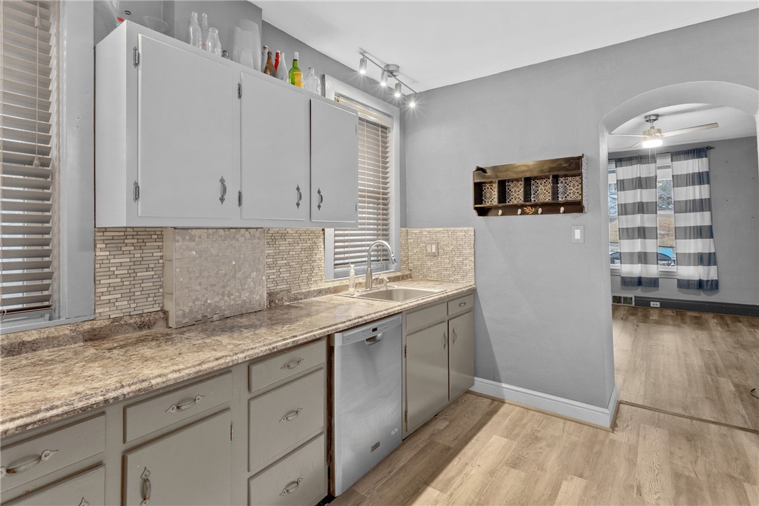 Beechview, Pennsylvania 15216, United States, 2 Bedrooms Bedrooms, ,2 BathroomsBathrooms,Residential,Active,24472