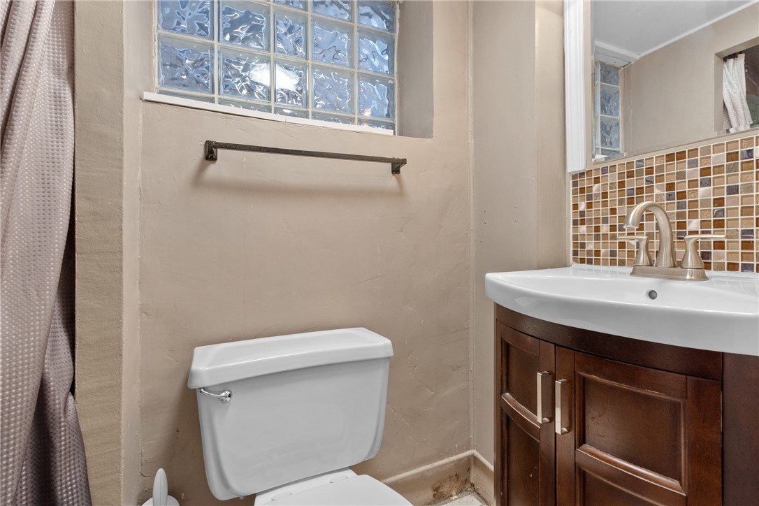 Beechview, Pennsylvania 15216, United States, 2 Bedrooms Bedrooms, ,2 BathroomsBathrooms,Residential,Active,24472