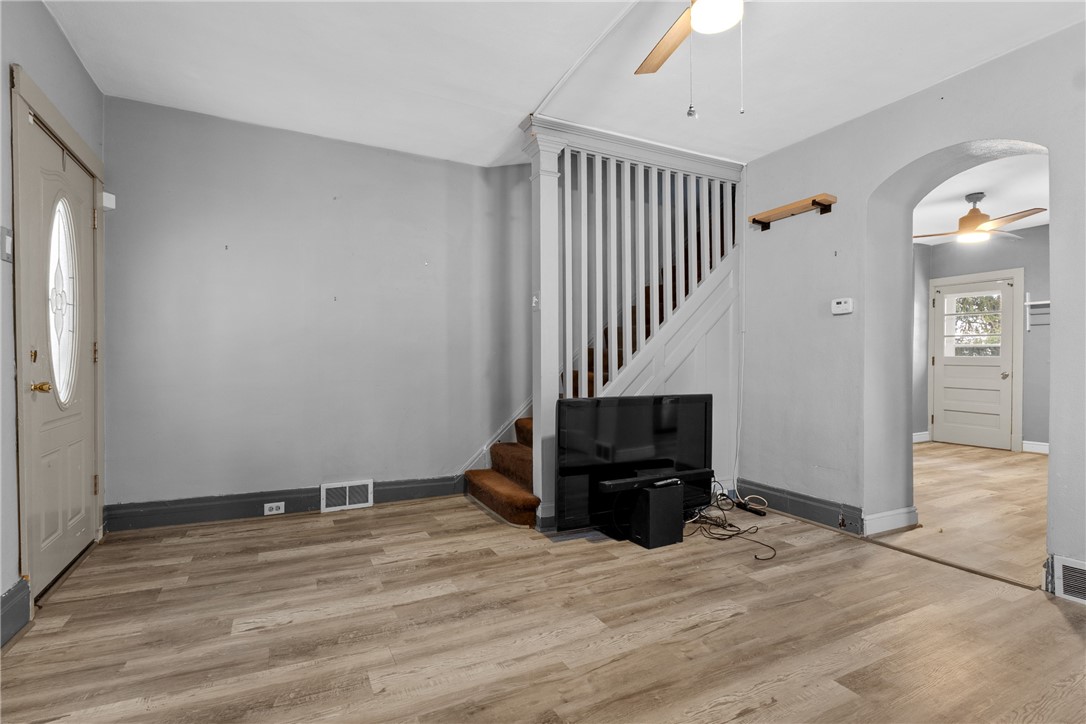 Beechview, Pennsylvania 15216, United States, 2 Bedrooms Bedrooms, ,2 BathroomsBathrooms,Residential,Active,24472