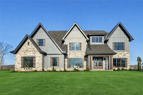 2012 Mallard Lane. Marshall PA 15005