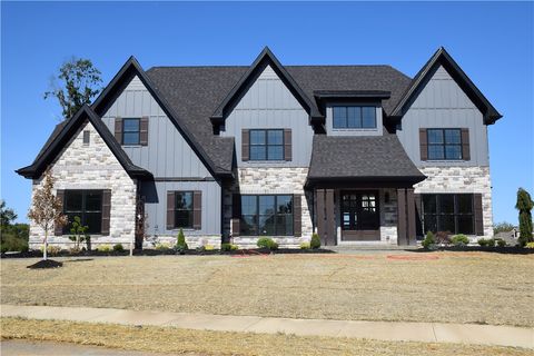 2012 Mallard Lane. Marshall PA 15005