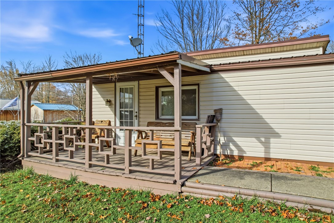 Shenango, Pennsylvania 16134, United States, 2 Bedrooms Bedrooms, ,1 BathroomBathrooms,Residential,Active,242970