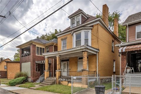 Photo of 1817 Montier St, Pittsburgh, PA 15221 (MLS # 1725782)