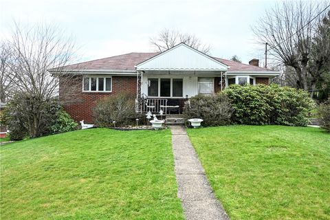 Photo of 105 Parkwyn Drive St, Elizabeth, PA 15037 (MLS # 1746704)