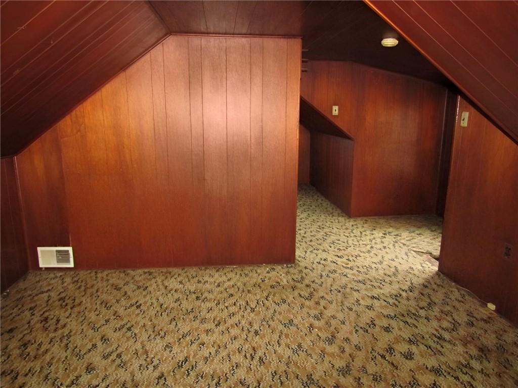 827 Pine St St, Ambridge, Pennsylvania image 17