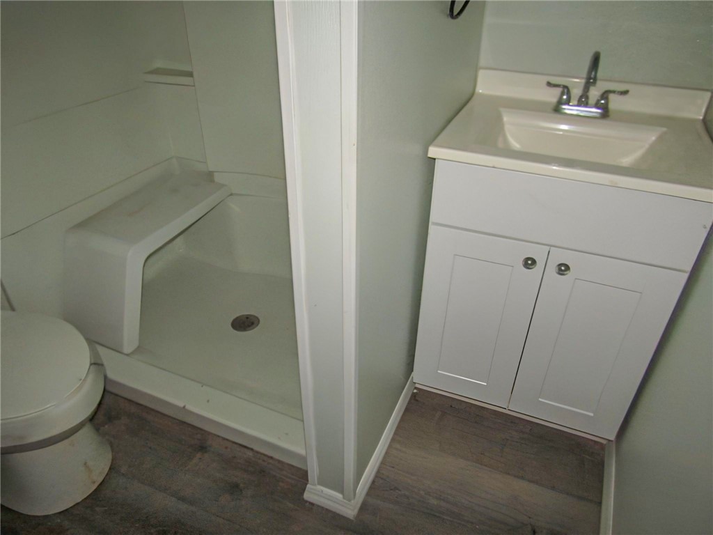 827 Pine St St, Ambridge, Pennsylvania image 20