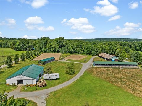 206 Lee Road Grove City PA 16127