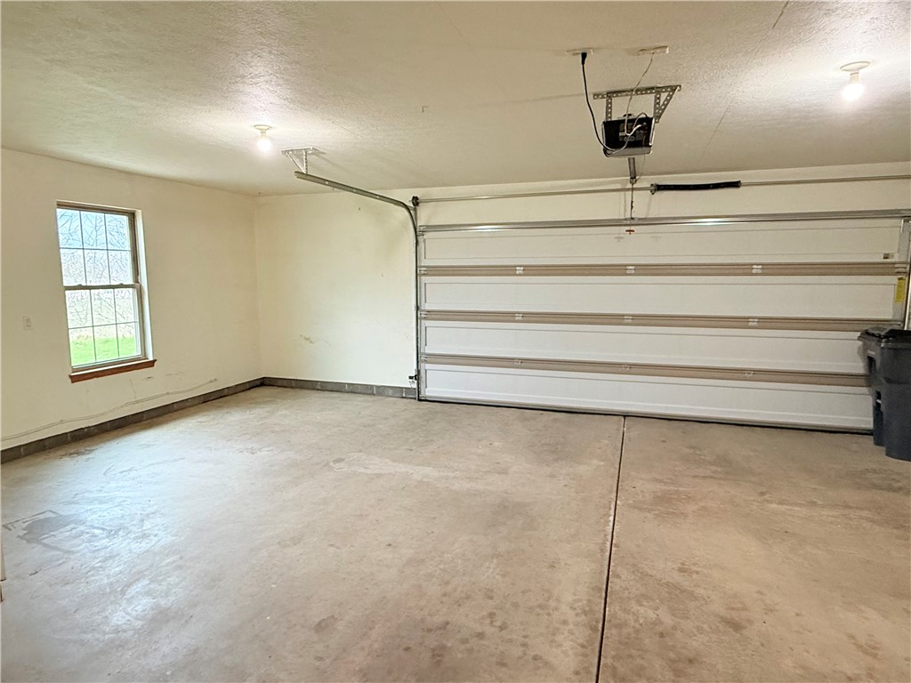 Slippery Rock Boro, Pennsylvania 16057, United States, 2 Bedrooms Bedrooms, ,1 BathroomBathrooms,Residential,Pending,110275