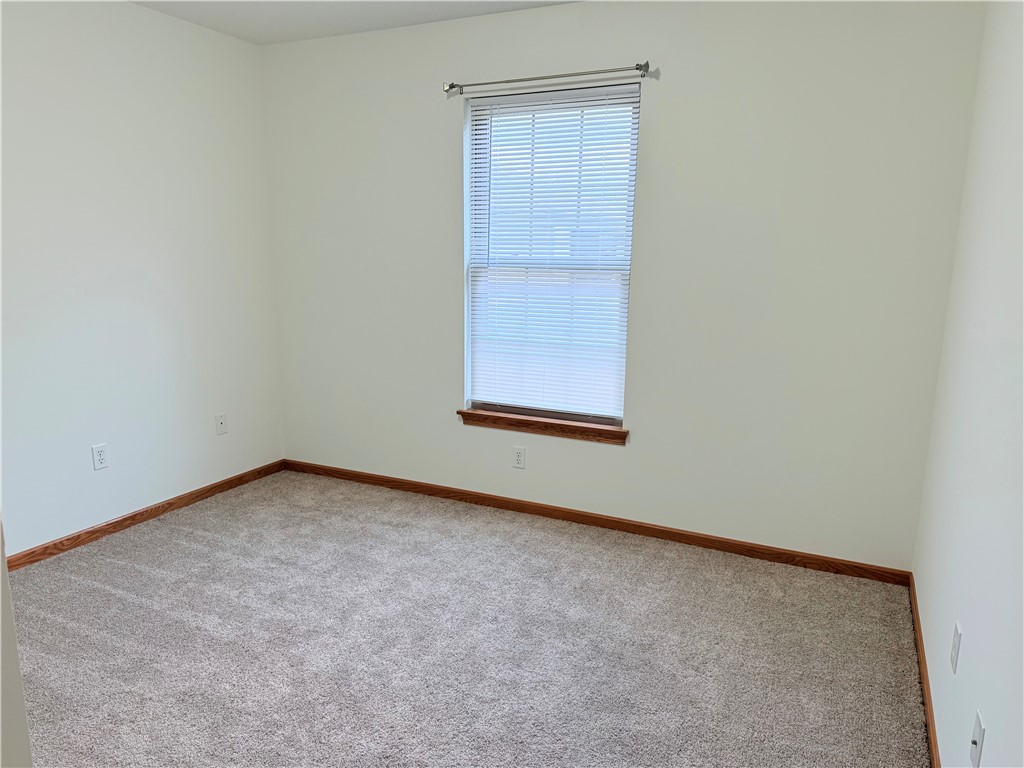 Slippery Rock Boro, Pennsylvania 16057, United States, 2 Bedrooms Bedrooms, ,1 BathroomBathrooms,Residential,Pending,110275