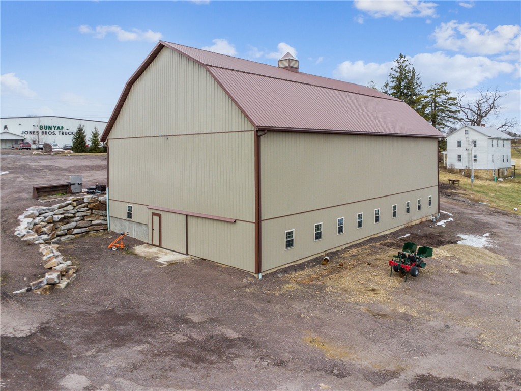 Milford Twp, Pennsylvania 15557, United States, 4 Bedrooms Bedrooms, ,2 BathroomsBathrooms,Residential,Active,8189