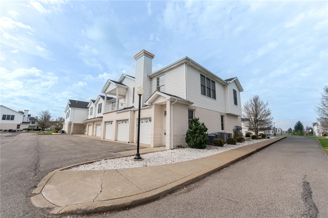 234 Adams Pointe Blvd 2