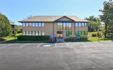 2857 OXFORD BOULEVARD Hampton PA 15101