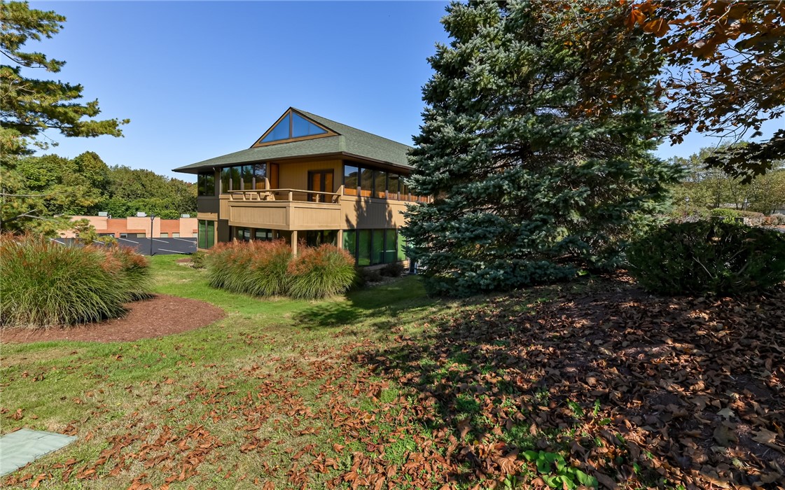 2857 OXFORD BOULEVARD