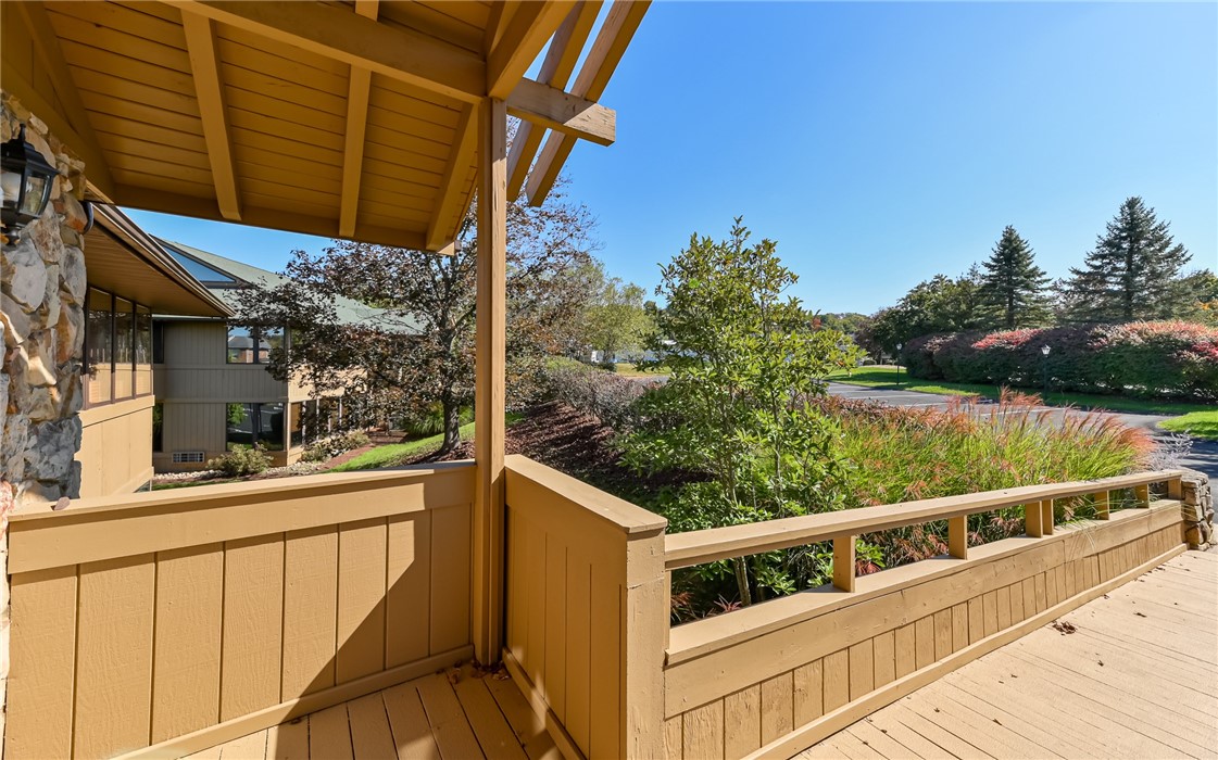 2857 OXFORD BOULEVARD