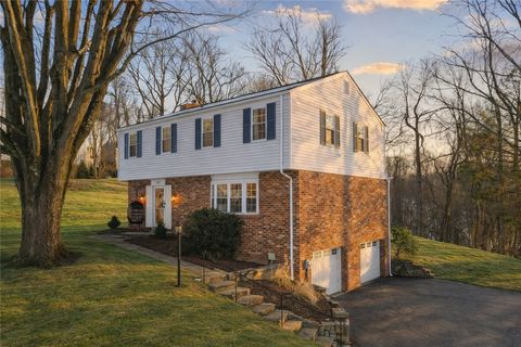 Photo for 220 Cornwall Drive