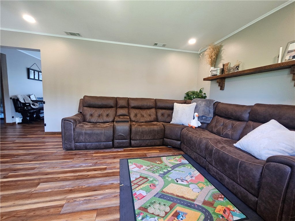 235 Maple Dr