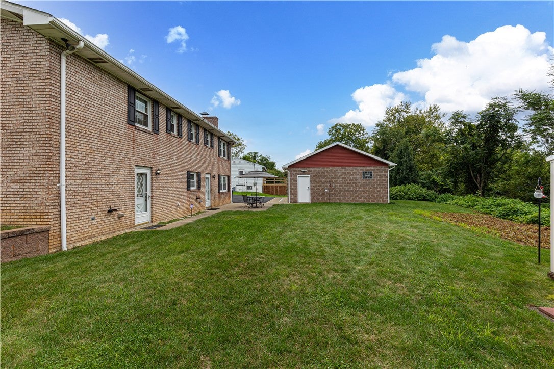 78 Lookout Ave