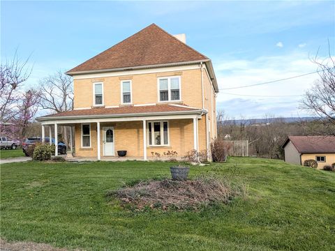 Photo of 220 Overholt Dr, Scottdale, PA 15683 (MLS # 1747712)