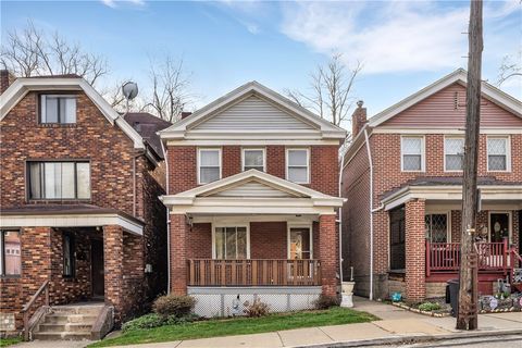 Photo of 2904 Brentwood Ave, Pittsburgh, PA 15227 (MLS # 1746458)