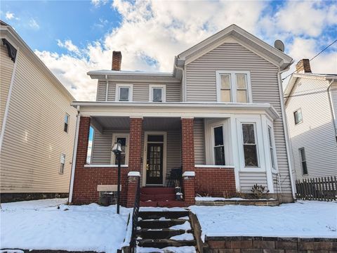 Photo of 330 12th Ave #1, New Brighton, PA 15066 (MLS # 1738822)