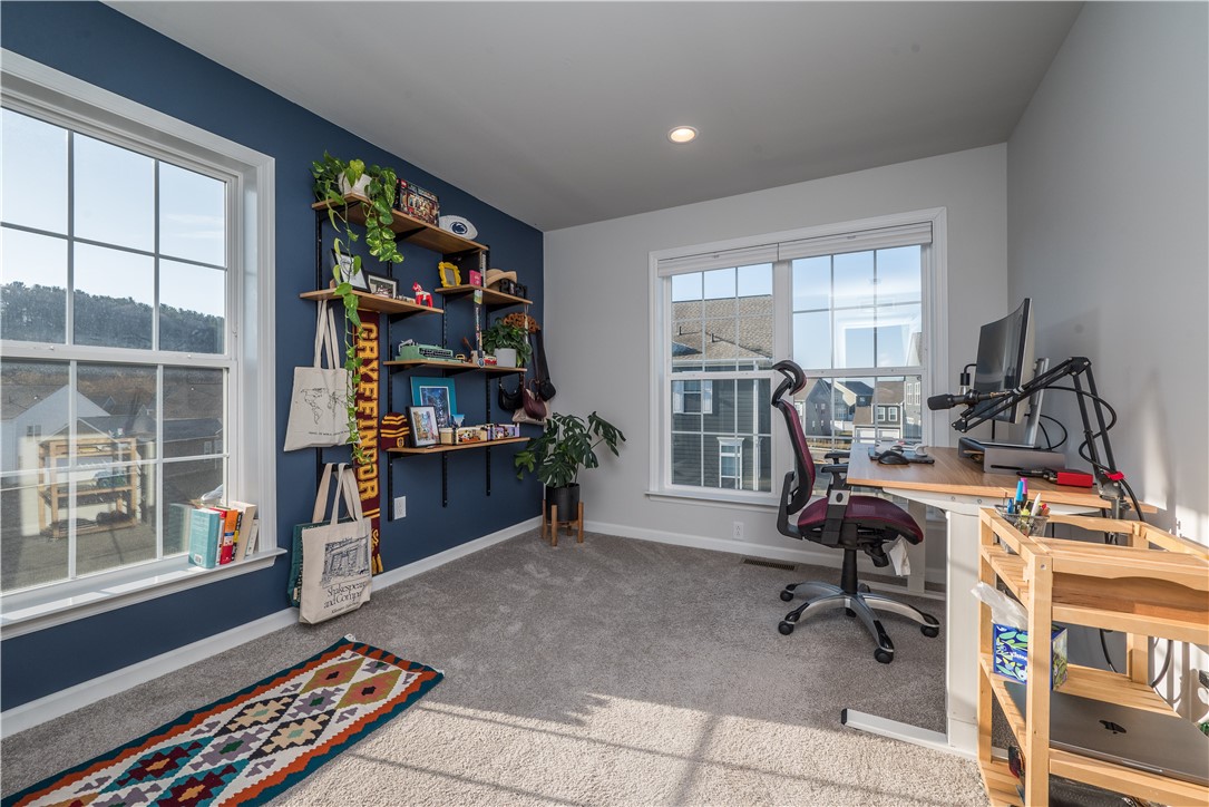 South Fayette, Pennsylvania 15017, United States, 3 Bedrooms Bedrooms, ,3 BathroomsBathrooms,Residential,Active,89927