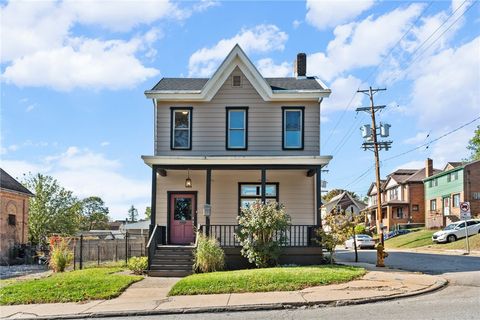 Photo of 519 Highland Avenue, Carnegie, PA 15106 (MLS # 1725173)