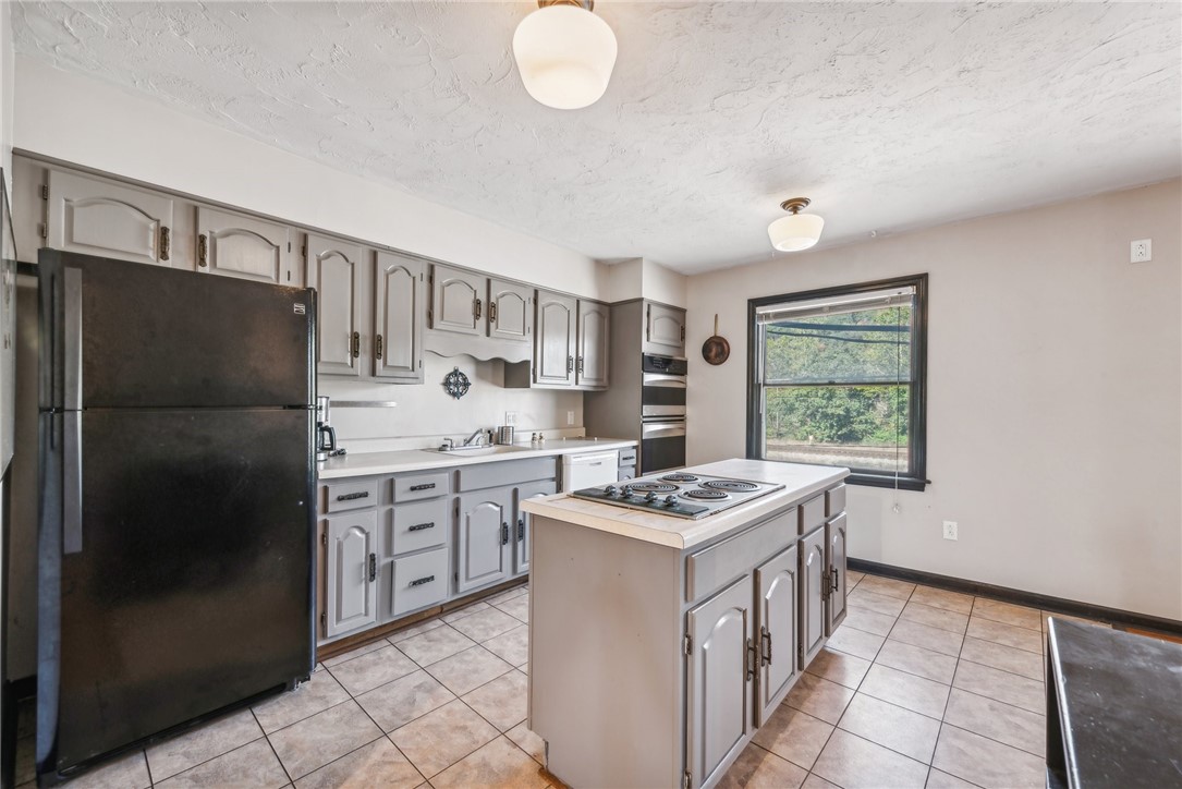 Confluence Boro, Pennsylvania 15424, United States, ,Residential,Contingent,40375