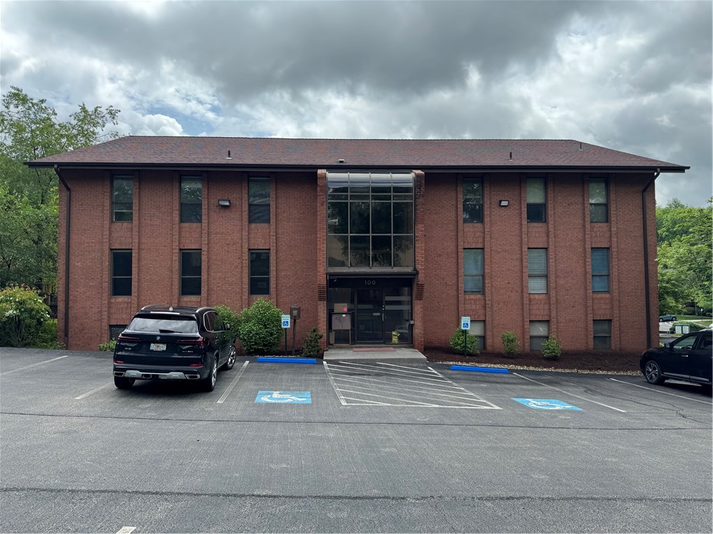 109 Mcknight Park Dr