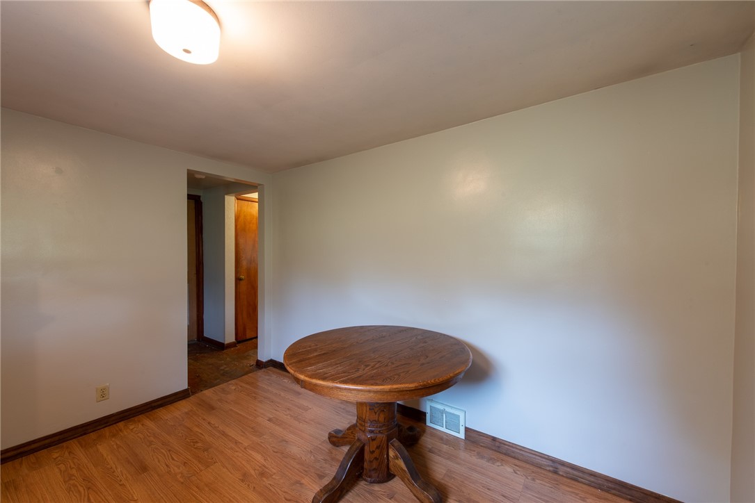 Upper Burrell, Pennsylvania 15068, United States, 2 Bedrooms Bedrooms, ,2 BathroomsBathrooms,Residential,Pending,42433