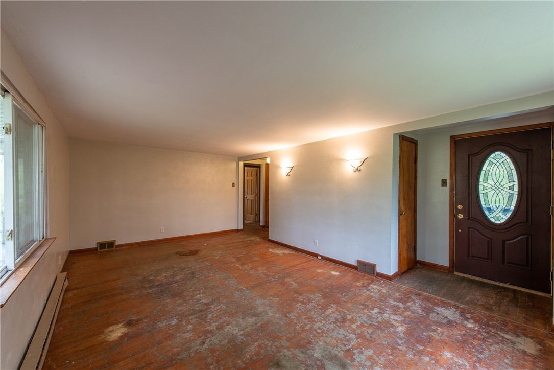 Upper Burrell, Pennsylvania 15068, United States, 2 Bedrooms Bedrooms, ,2 BathroomsBathrooms,Residential,Pending,42433