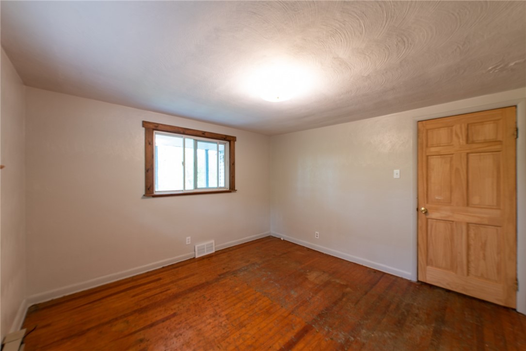 Upper Burrell, Pennsylvania 15068, United States, 2 Bedrooms Bedrooms, ,2 BathroomsBathrooms,Residential,Pending,42433