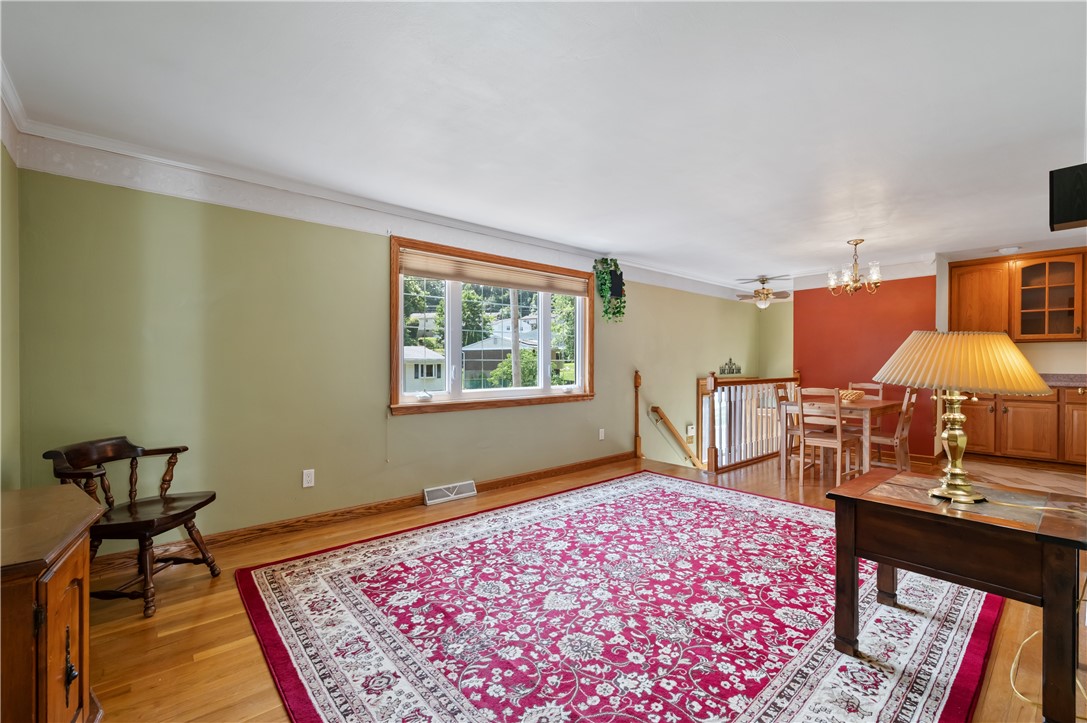 236 Hazel Rd