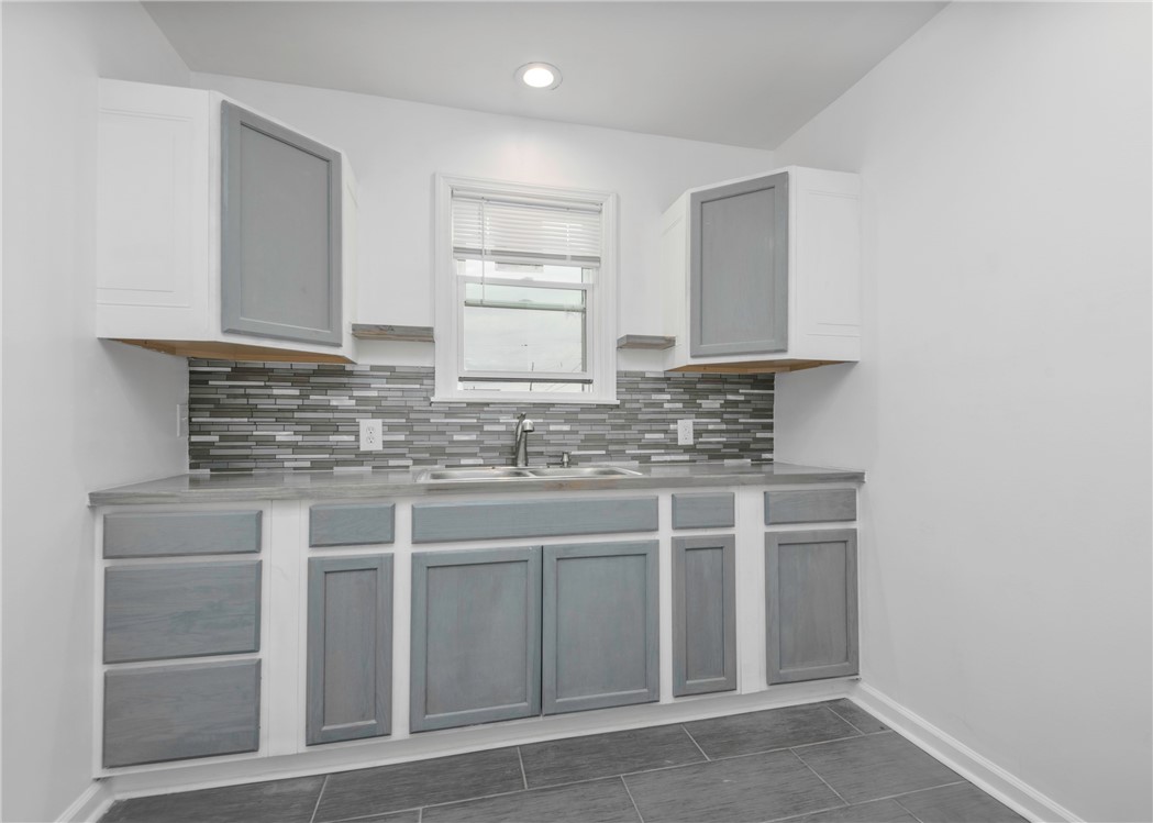2324 Sheffield Rd Rd, Aliquippa, Pennsylvania image 15