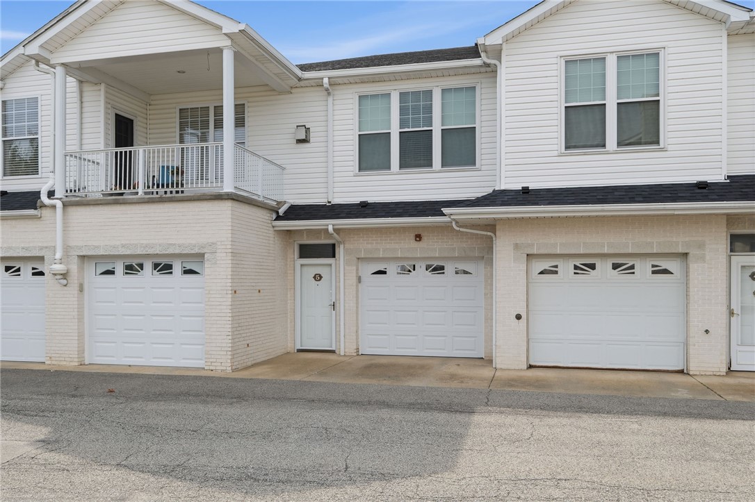 246 Adams Pointe Blvd 5